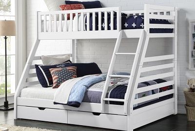 triple bunk bed with full on bottom