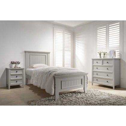 Mila panelled bed